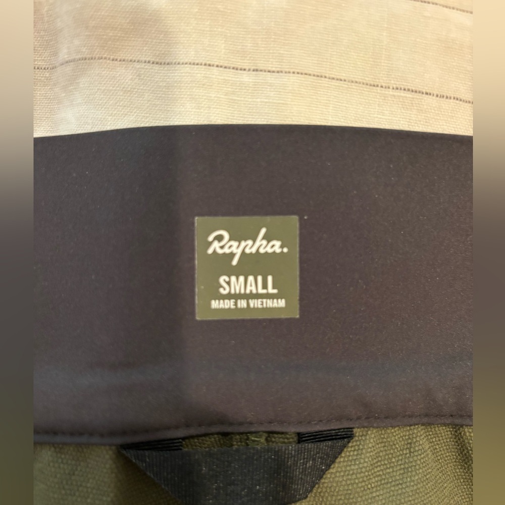 Rapha Women’s MTB Trail Pants in size Small, olive green. In perfect condition! - Picture 9 of 13